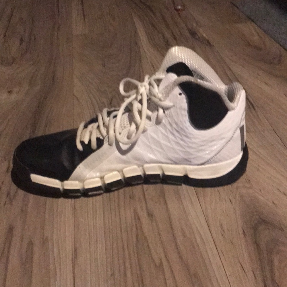Adidas high cut athletic shoes - Picture 3 of 5